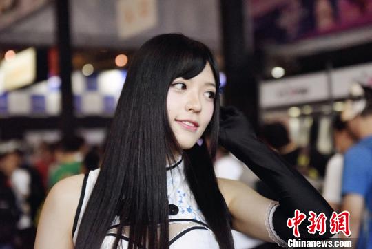 中國國際動(dòng)漫游戲博覽會(huì)首日 “漫迷”熱情高漲