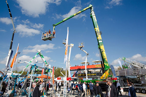 bauma5.jpg