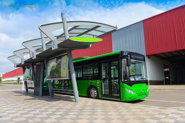 新筑通工純新能源客車測(cè)試充電 新筑通工純新能源客車測(cè)試充電